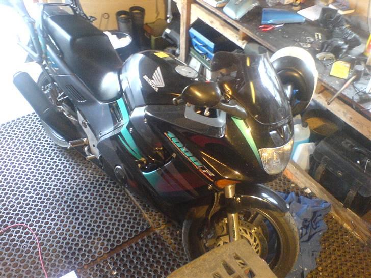 Suzuki RMX LC DD solgt! - fars cykel! honda cbr 1000F :) min er højere! :P billede 10