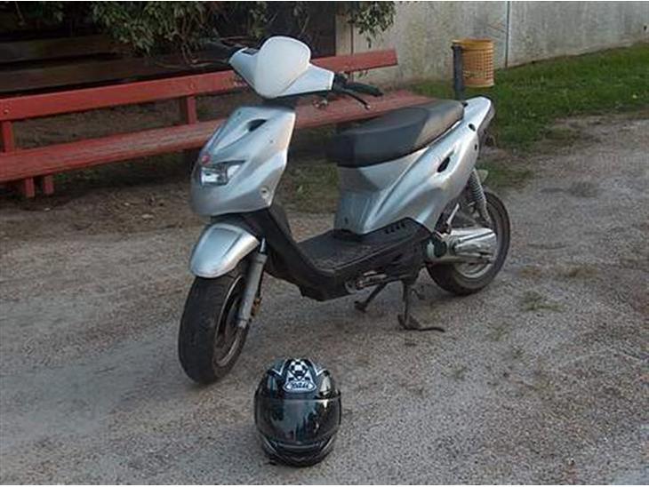 {{currentPhoto.altText}} billede {{currentPhoto.number}}