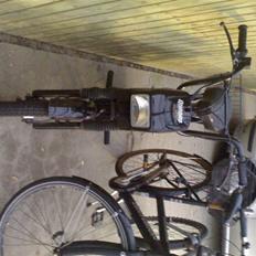 Tomos quadro (givet til moster)