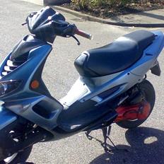 Peugeot speedfight solgt