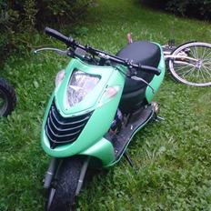 Aprilia sonic **solgt**