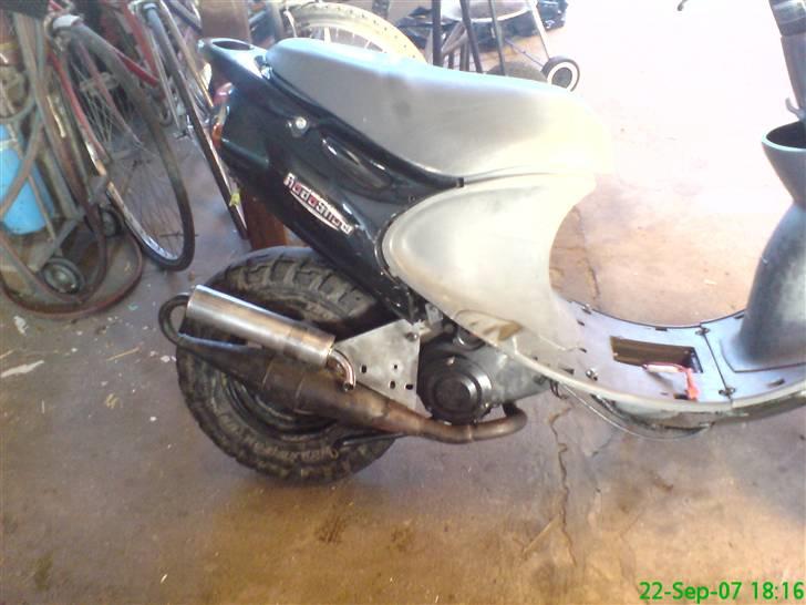 PGO RODOSHOW, HOT 50. solgt. billede 1