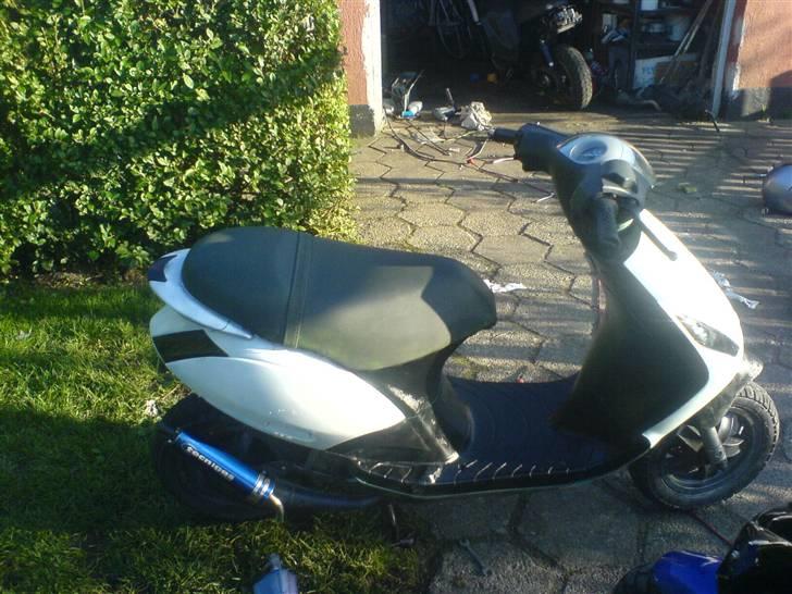Piaggio new zip solgt billede 2