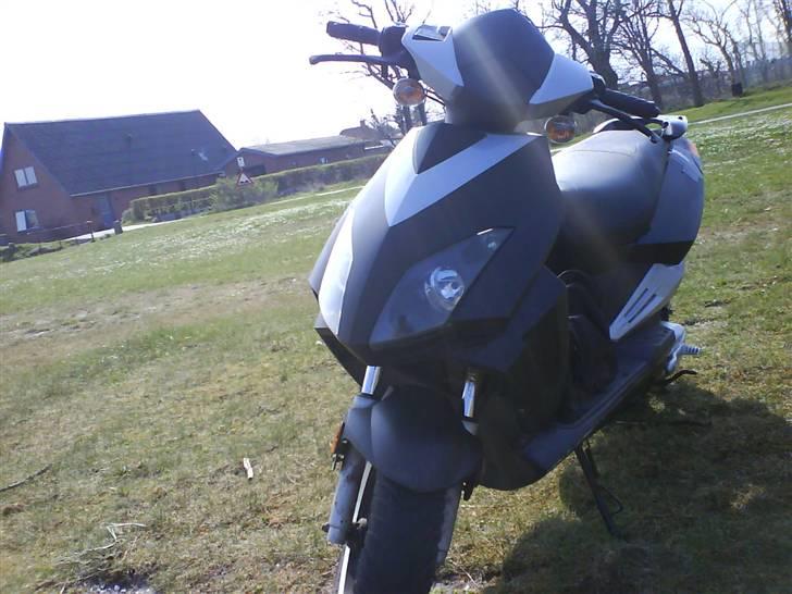 Keeway Matrixx End på politigård billede 1