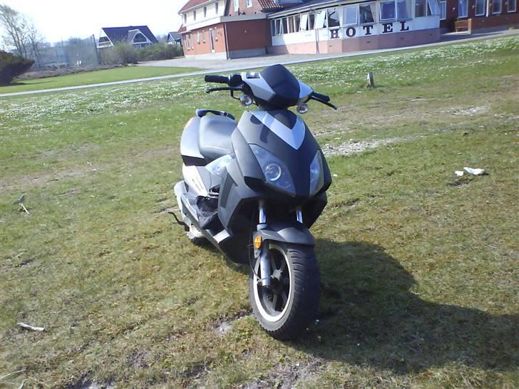 Keeway Matrixx End på politigård billede 2