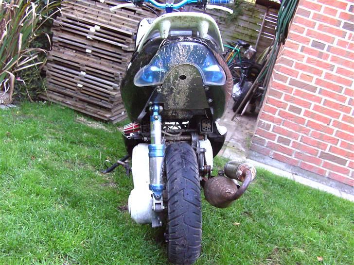 Aprilia sonic solgt - Lige været ude og pløje lidt mark : P. læg mærke til støddæmperen :D billede 17