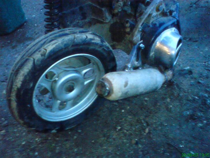 Suzuki fz50 SKROTTET billede 19