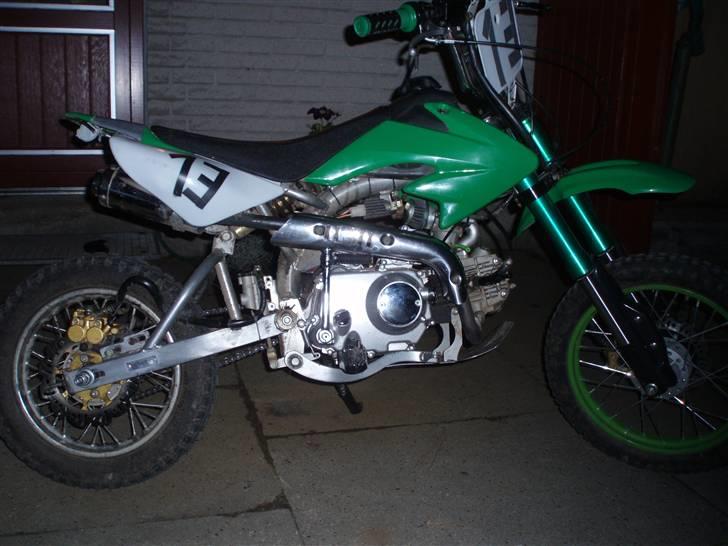 MiniBike dirt bike 2007 (afgået) - Højre side billede 4