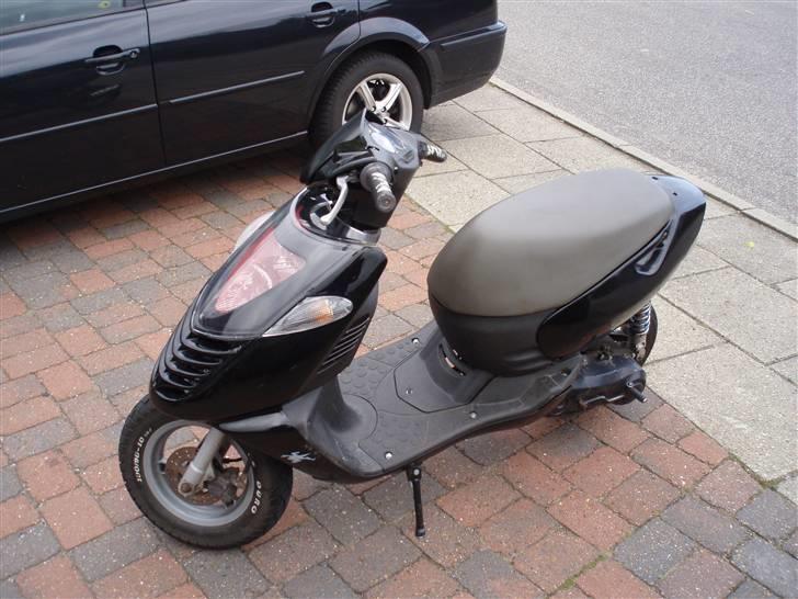 Aprilia sonic SOLGT billede 8