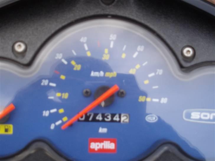 Aprilia sonic SOLGT billede 9