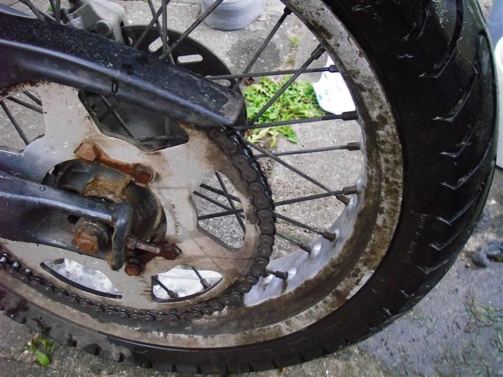 Gilera SMT LC DD  "SOLGT" - Sådan så min bagfælg ud efter tærring, og indgroet skidt...:( billede 6