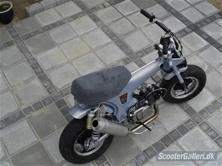 Honda Dax Loud'n'fast - solgt  billede 10