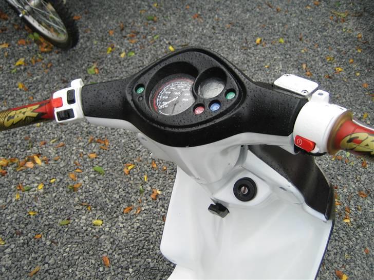 Yamaha Jog R ///Solgt/// billede 9