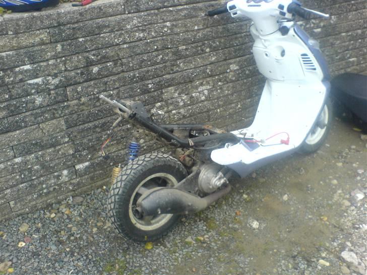 Aprilia Sonic LC - ja så skulle den skilles ad.  billede 4