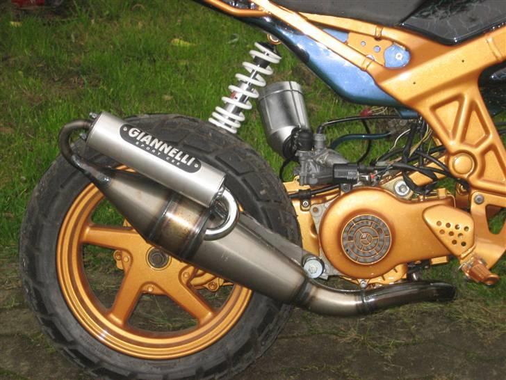 Suzuki street magic billede 5