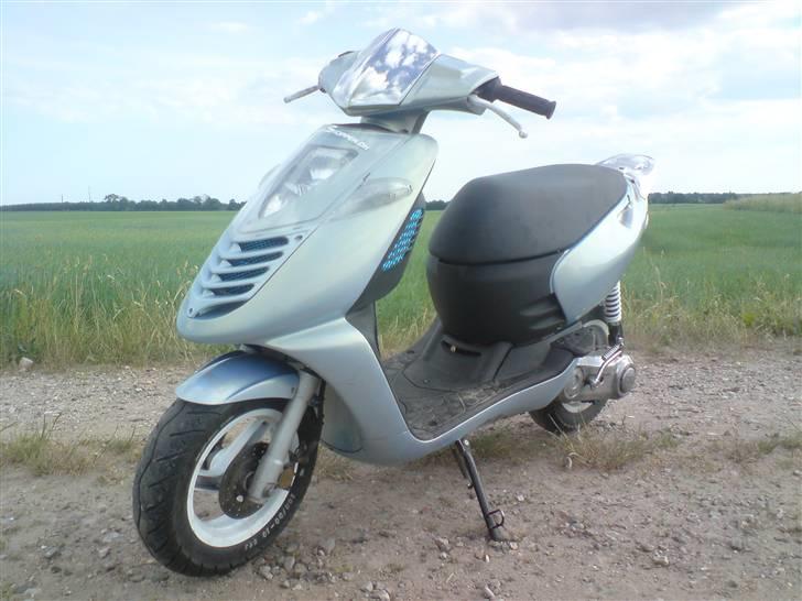 Aprilia sonic AC. (solgt) billede 1