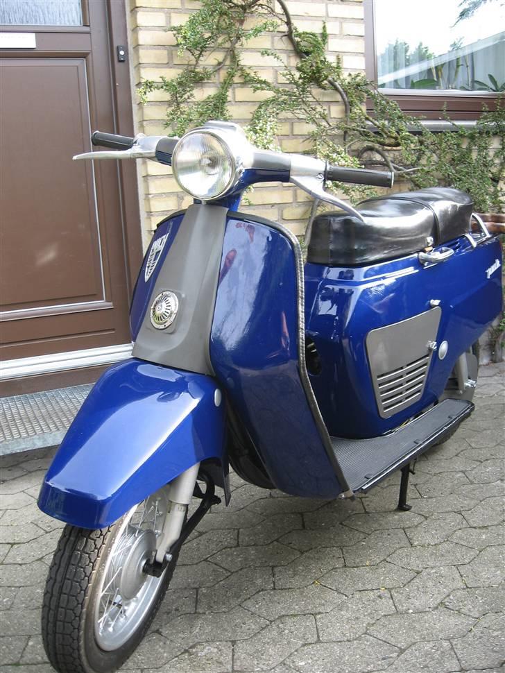 Puch R 50 - Lygterne og hornet virker optimalt billede 2