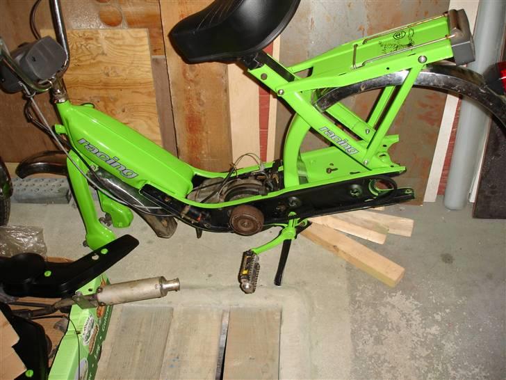 Vespa ciao solgt 2500 billede 1