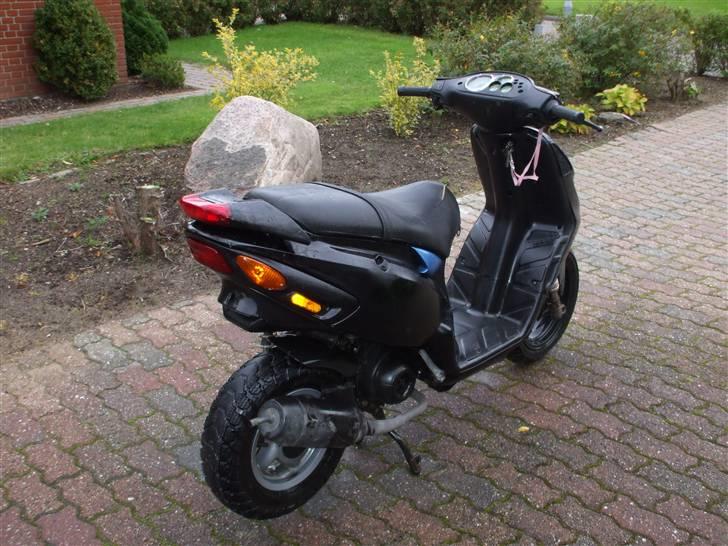 Piaggio nrg <3 SOLGT billede 2