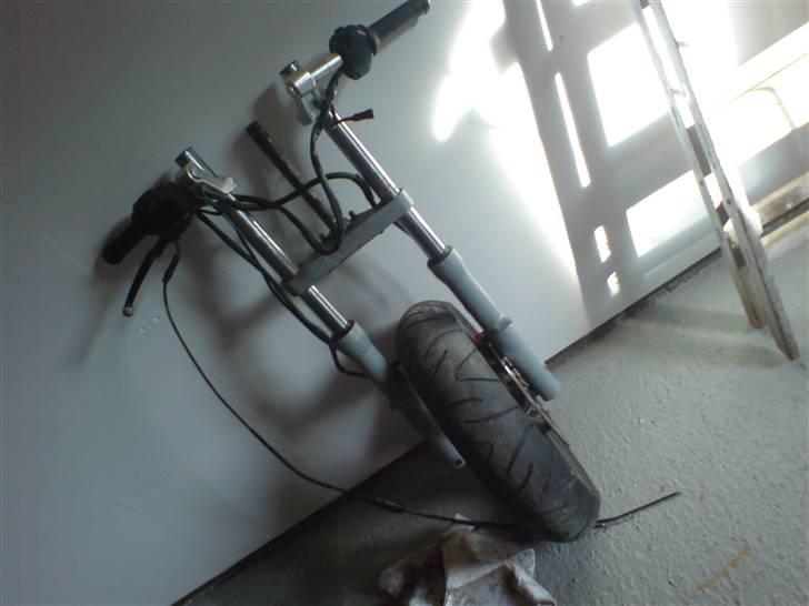 Suzuki DNA Rally projekt  - DNA forgaffel billede 4