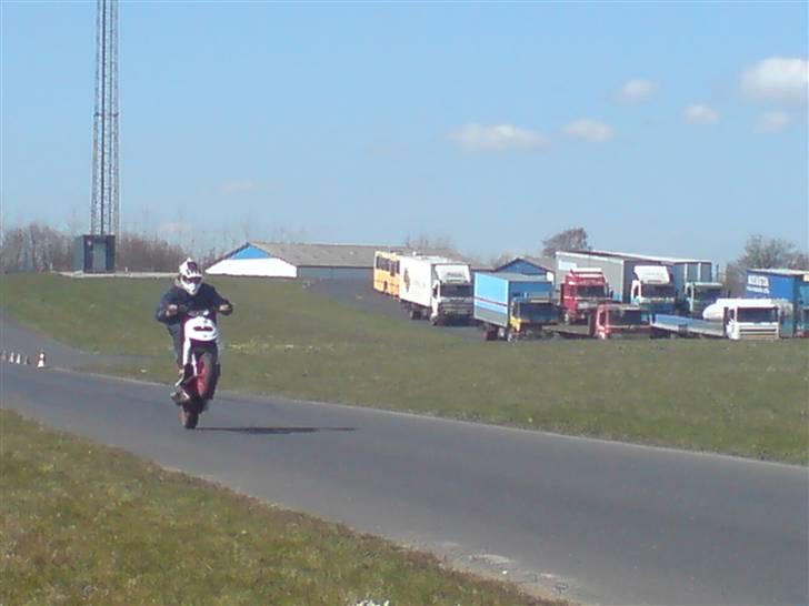 Gilera "Team Brows" LC DD SOLGT! billede 3