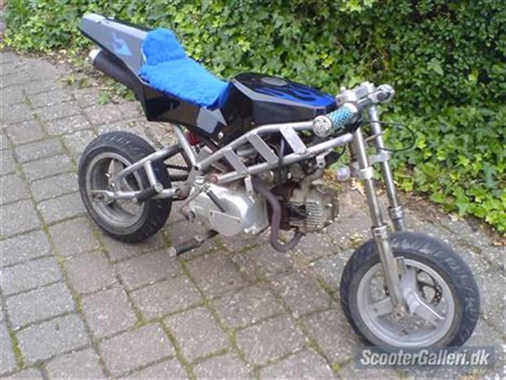 MiniBike 110cc *brændt sammen* billede 1