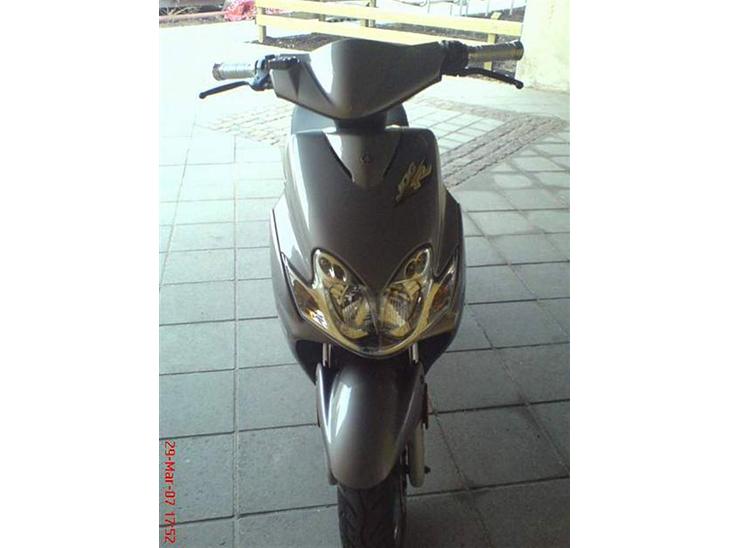 {{currentPhoto.altText}} billede {{currentPhoto.number}}