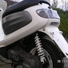 Yamaha jog space Solgt