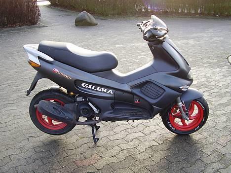 Gilera Runner - Her er så min fede Runner... Den er bare gejl :P billede 1