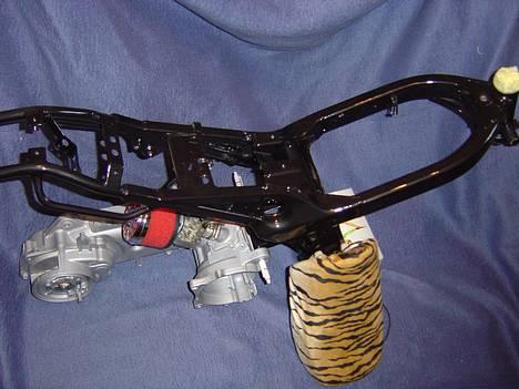 Suzuki street magic  projekt - my malet stel og motor .. har selv lakert det med autolak :D billede 5