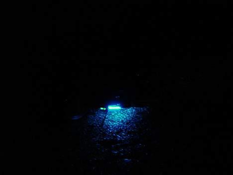 CPI Popcorn - Mit neon lys i mørke.. det lyser meget mere når jeg er ude og køre (ser sådan ud :D) billede 1