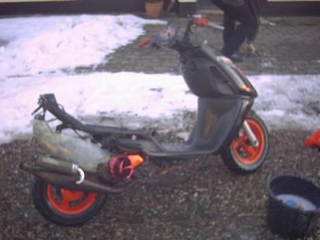 Aprilia Sonic (SOLGT) - som den står nu.. billede 4