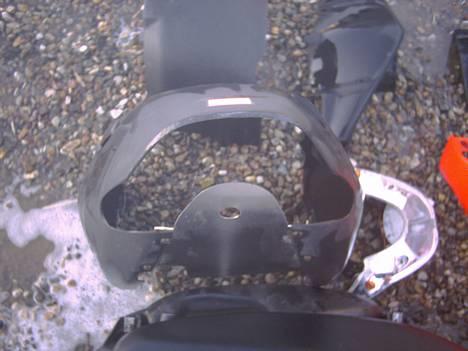 Aprilia Sonic (SOLGT) - Den har set MEGET være ud... men har redet den... så det er nok den eneste bag ende der ser sådan ud... dog svært at se forskel på billedet... billede 8