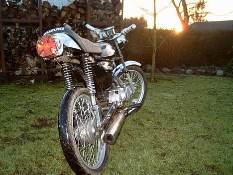 Suzuki K50 (Solgt) - Lige fået en lovlig udstødning på.. Forholdsvist nyt billede! billede 4
