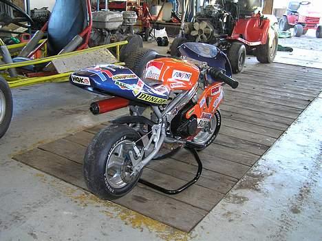 MiniBike pocketbike {Solgt} - Nyt billede ( 17 november ) billede 8