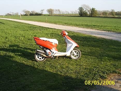 {{currentPhoto.altText}} billede {{currentPhoto.number}}