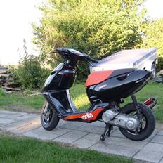 Aprilia Sonic (Solgt)