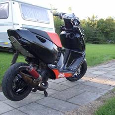 Aprilia Sonic (Solgt)