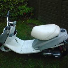 Yamaha jog  bytte til runner :D 