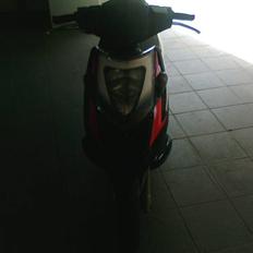 Aprilia Sonic Nakket Idiot 