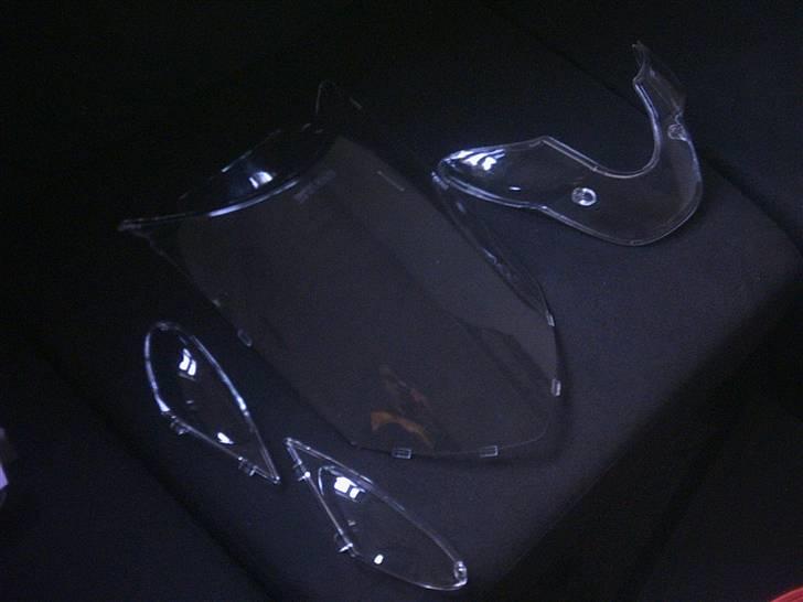 Aprilia Sonic LC //BYTTET\\ - Komplet klar lygteglas sæt og 2 stk halogen pære skal kunne se noget om morgen :P billede 10