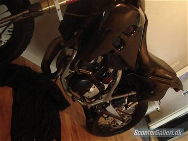 Suzuki Smx  taget af politet billede 3