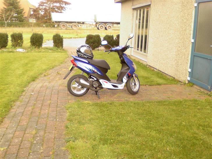 Yamaha jog r billede 4