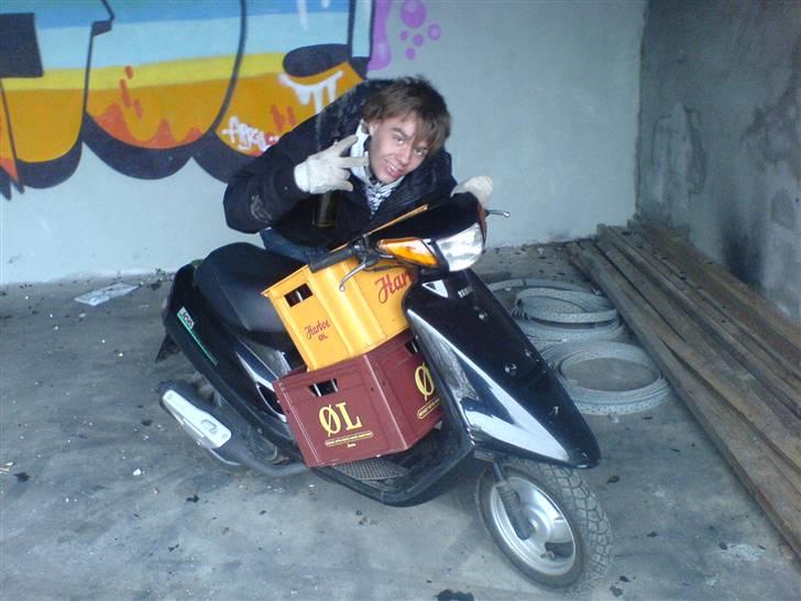 Yamaha jog as solgt billede 10