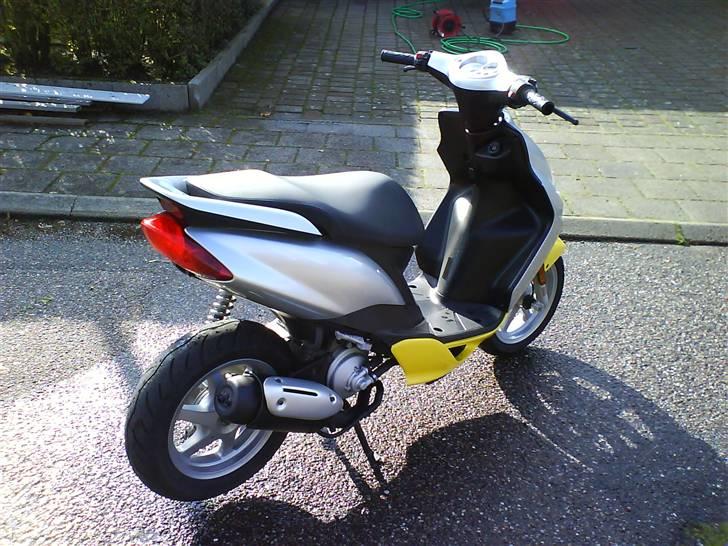 Yamaha Jog RR [Solgt] billede 3
