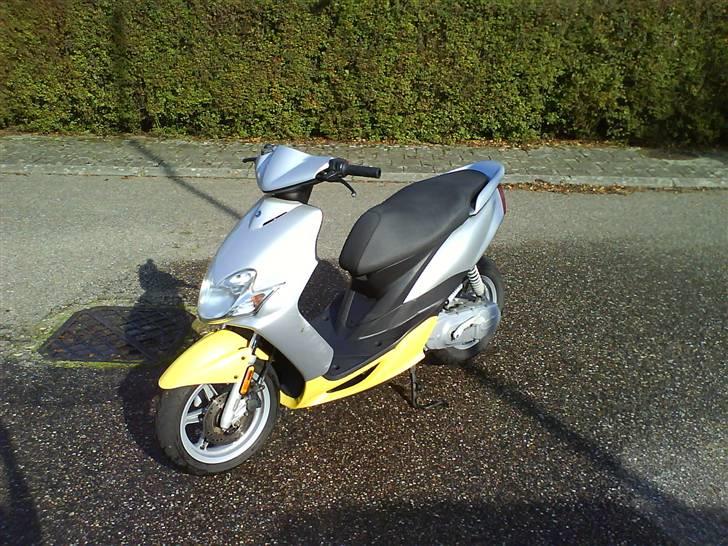 Yamaha Jog RR [Solgt] billede 6