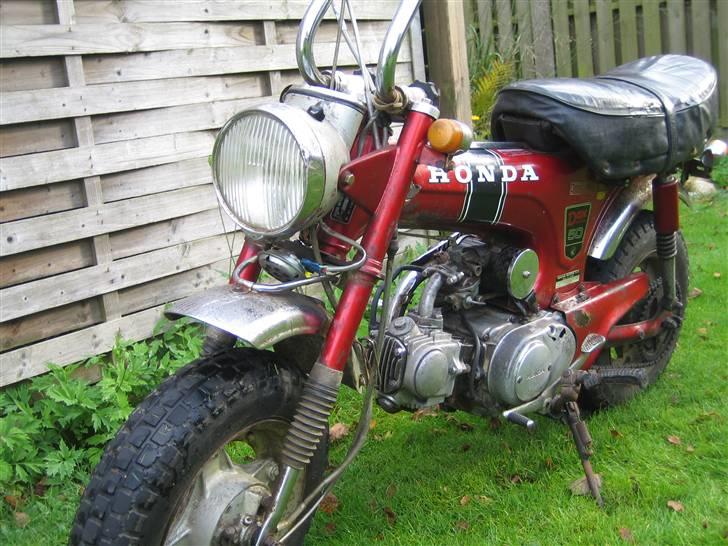 Honda Dax ST50 100% org. SOLGT - Fra siden den er bare smuk billede 4
