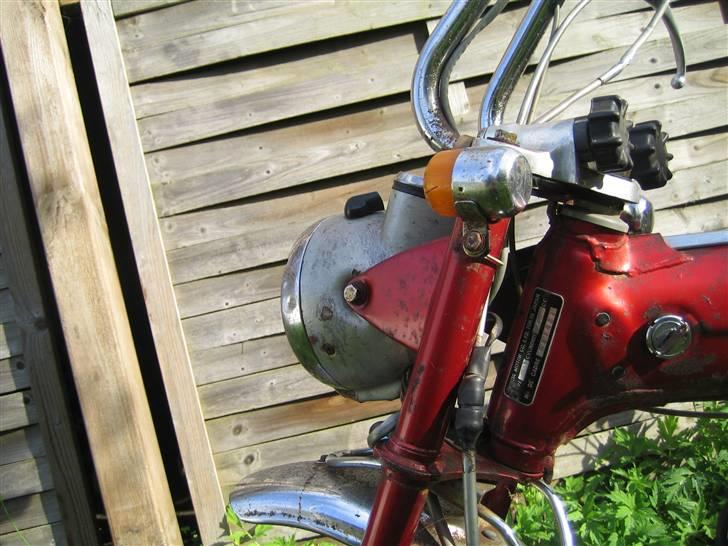 Honda Dax ST50 100% org. SOLGT - Lygten ikke flot ;( billede 9