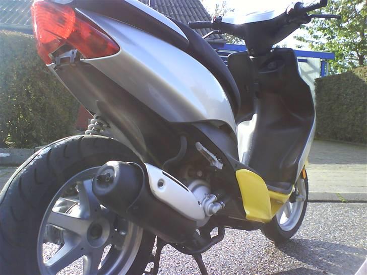 Yamaha Jog RR [Solgt] billede 14
