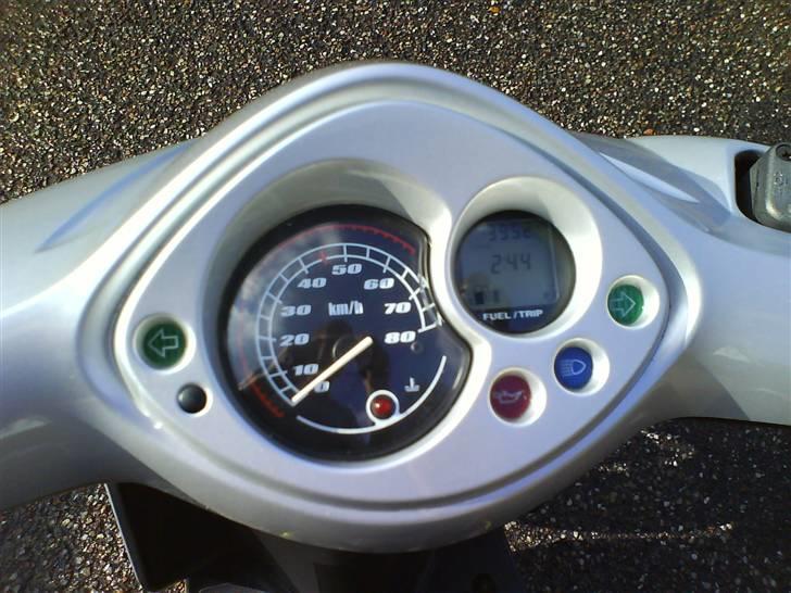 Yamaha Jog RR [Solgt] billede 18